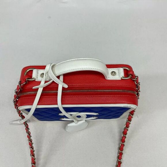 Chanel Women Pre-Loved Bag Very Good Condition - Picture 4 of 8